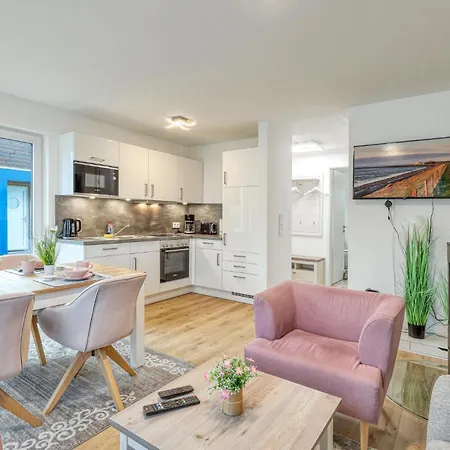 2 Bedroom Beautiful In Dom wakacyjny *