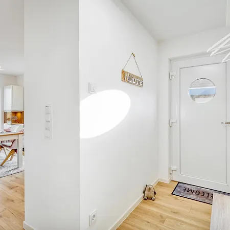 2 Bedroom Beautiful In Tossens